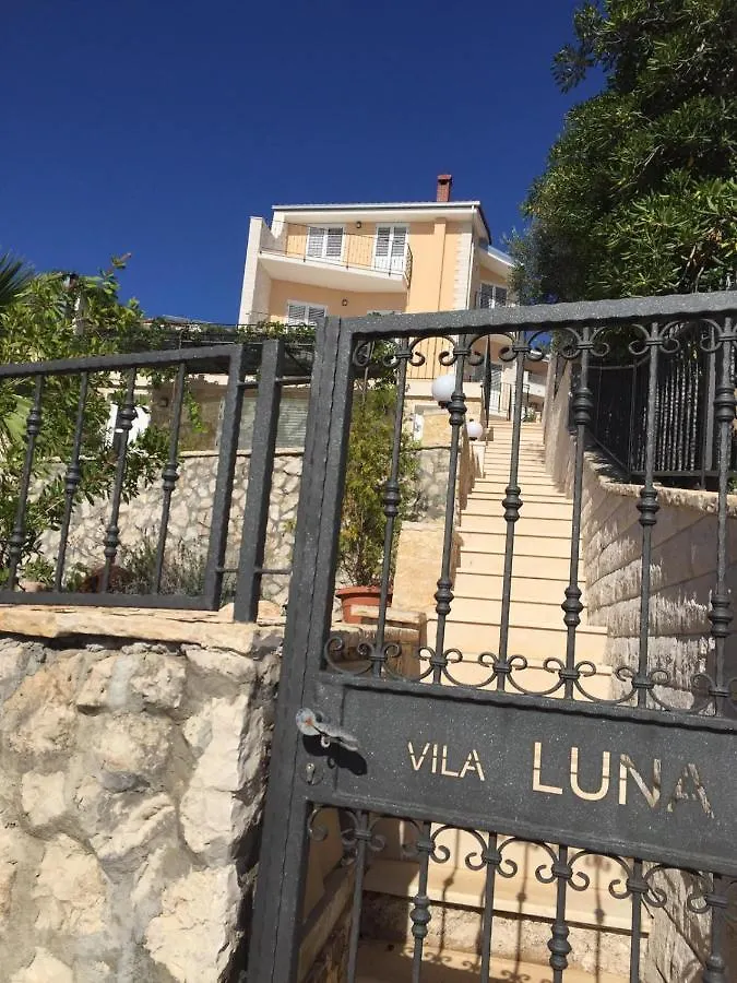 Villa Luna Trogir Aparthotel